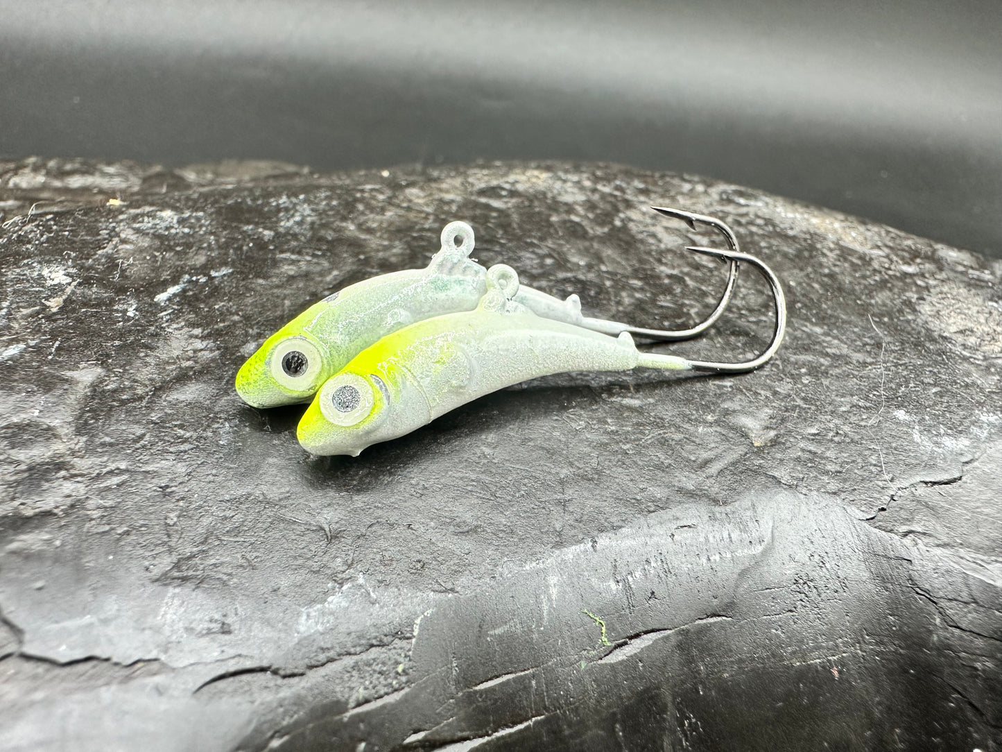 Meegs Original Jig CHARTRUCE HEAD/ PEARL BODY  2/pk DISCONTINUED