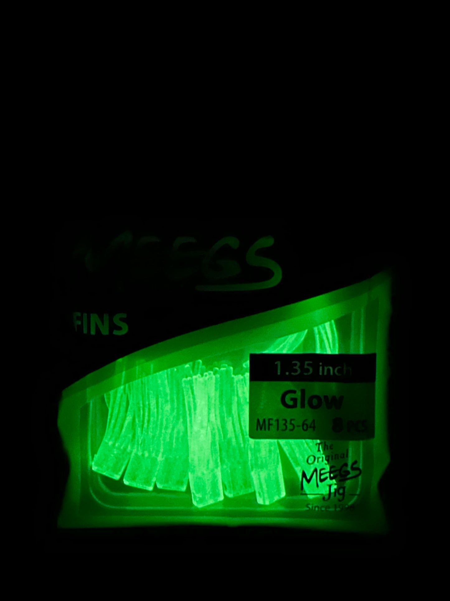 Meegs Fins GLOW